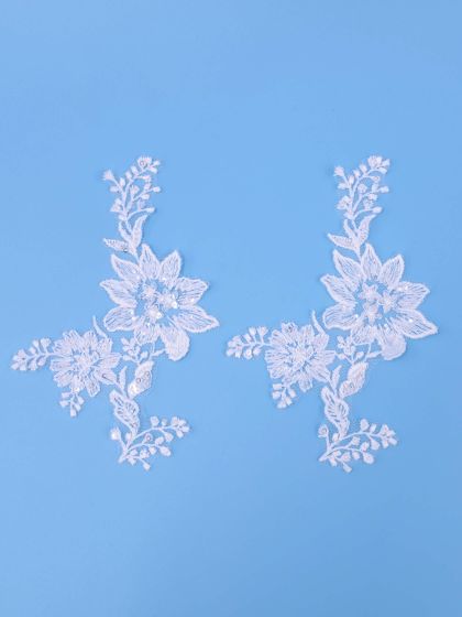 Application florale ivoire - 5cm x 11cm/2" x 4,3"