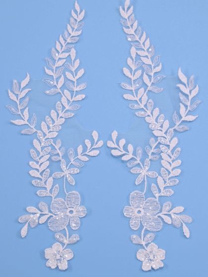 Ivory Lace Appliques-32cm x 11cm / 12,5" x 4,3"