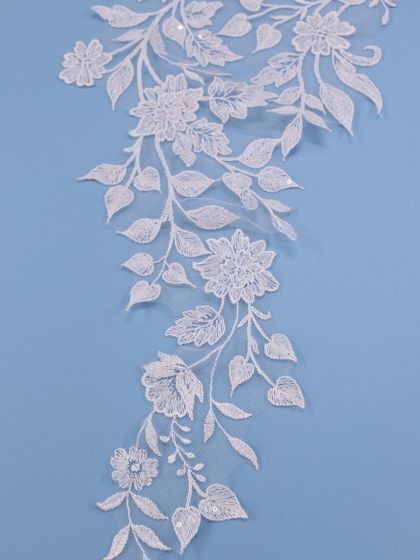 Ivory Sequinned Lace Appliques-49cm x 22cm/19''x 9"