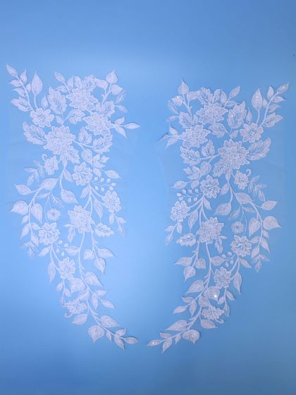 Ivory Sequined Lace Applique-46cm x 24cm / 19" x 9,4"
