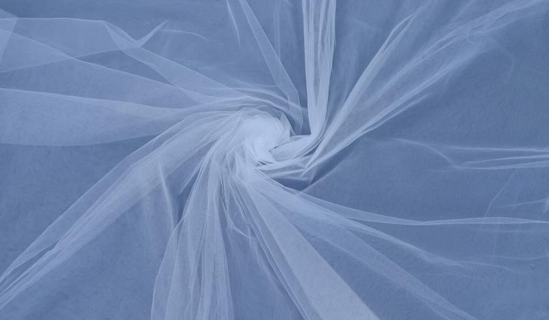 Veil with Confidence: Tulle Options for All Hair Styles and Wedding Dress Fabrics