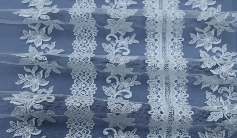 Get to Know about the Popular Bridal Fabrics Before You Buy Them Online